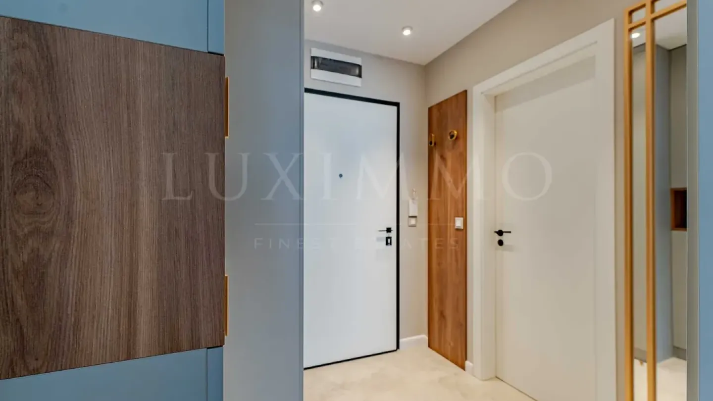 Stylish One-Bedroom in Avigeya Building - Image 2