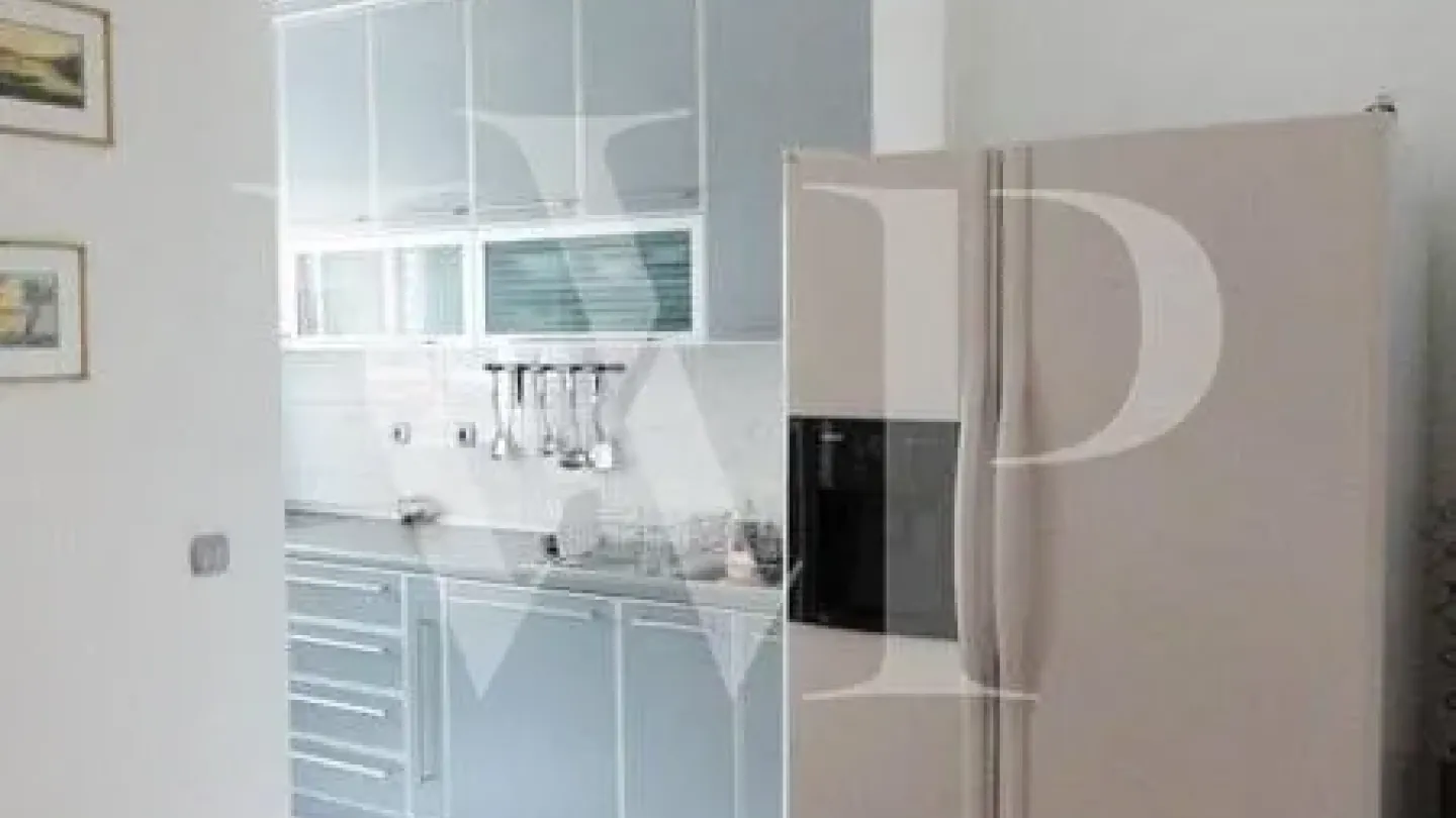 Spacious 2-Bedroom Apartment with Garage Near Arena in Belgrade - Image 5