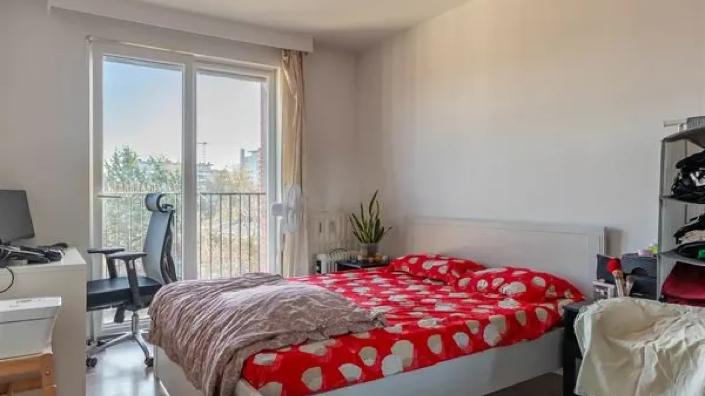 Charming Apartment with Double Terrace in Evere - Perfect for Living - Image 5