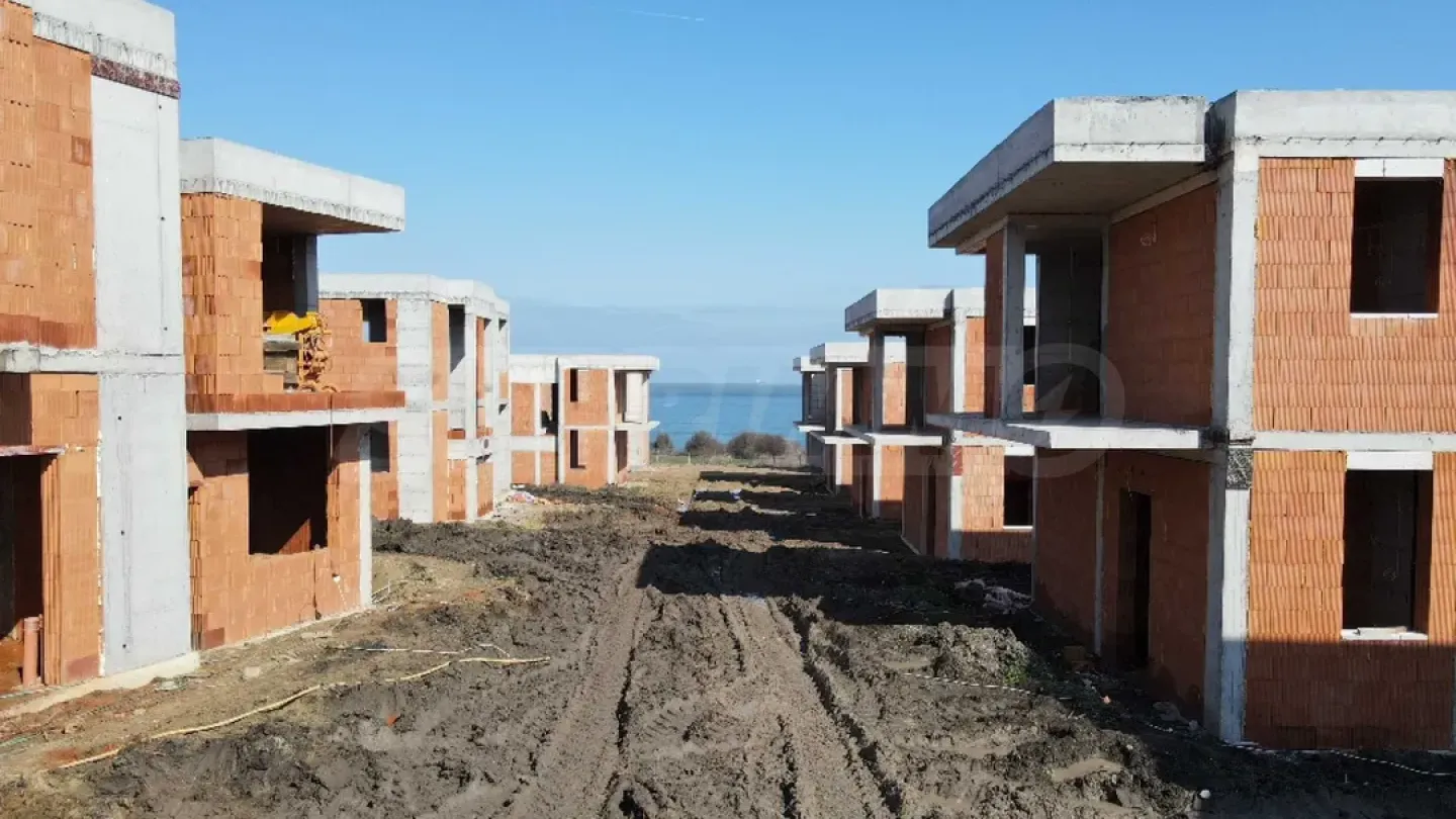 Modern Seafront House - Burgas, Bulgaria - Image 5