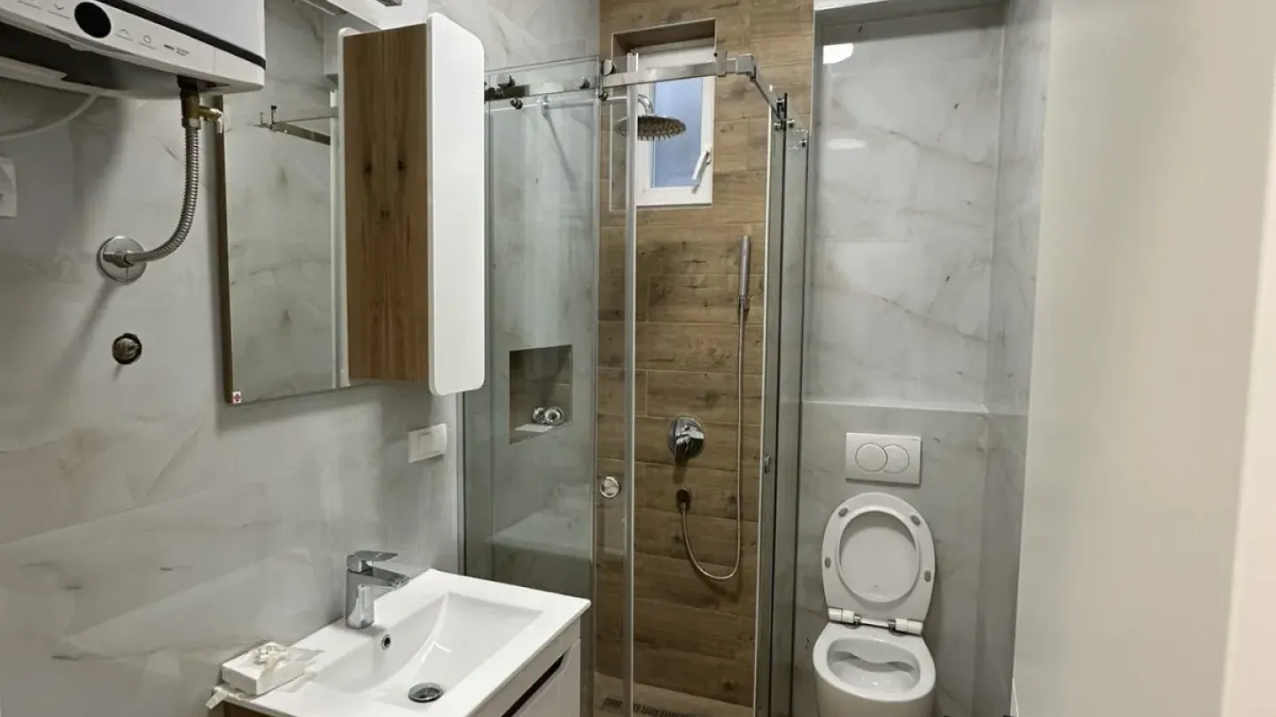 Spacious 2-Bedroom Apartment Near Vuk's Memorial in Belgrade for Rent - Image 2