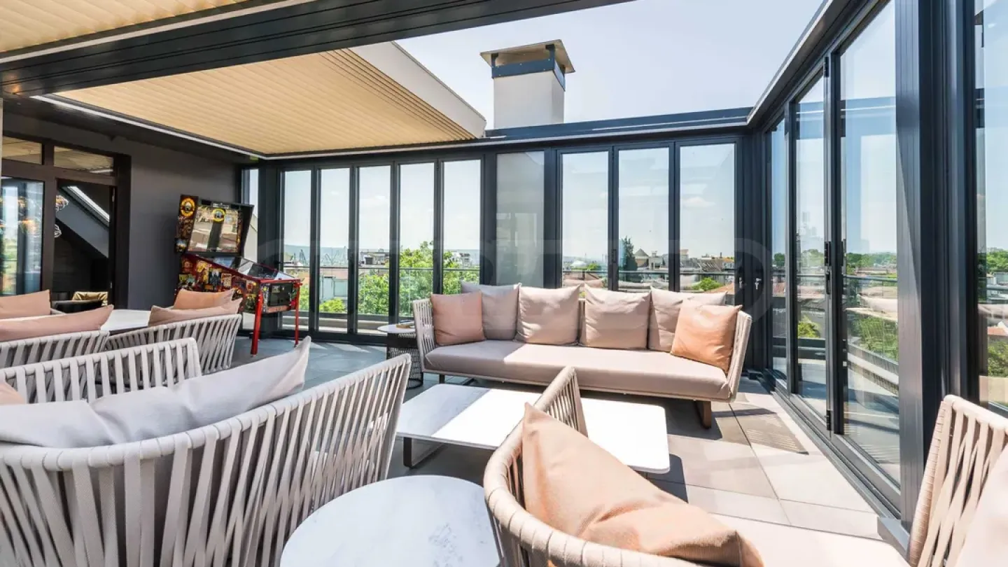 Luxury Varna Penthouse w/ SPA & Ocean Views - Image 3