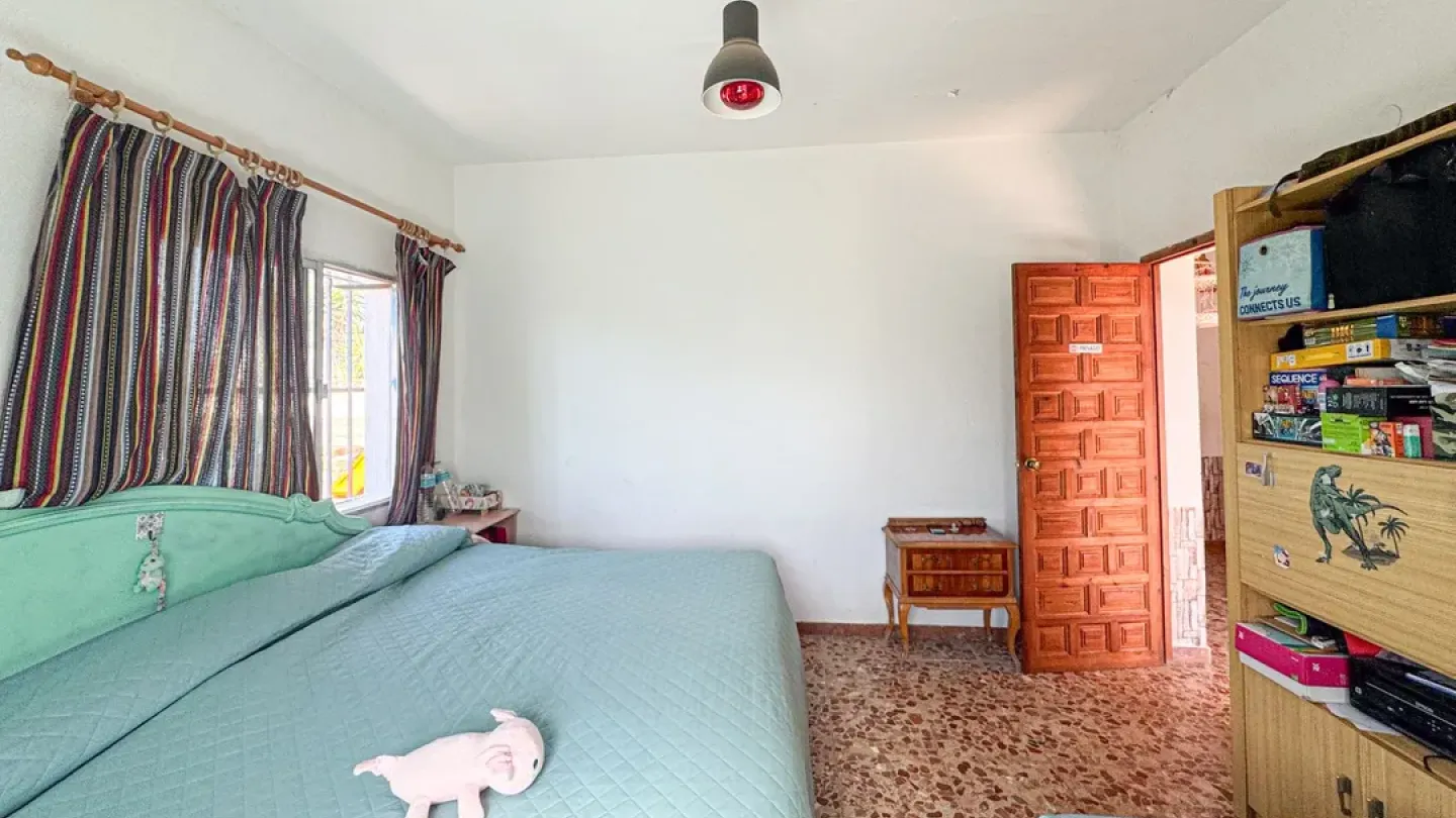 Spacious Cortijo with Pool & Garage in Níjar, Spain - Image 2