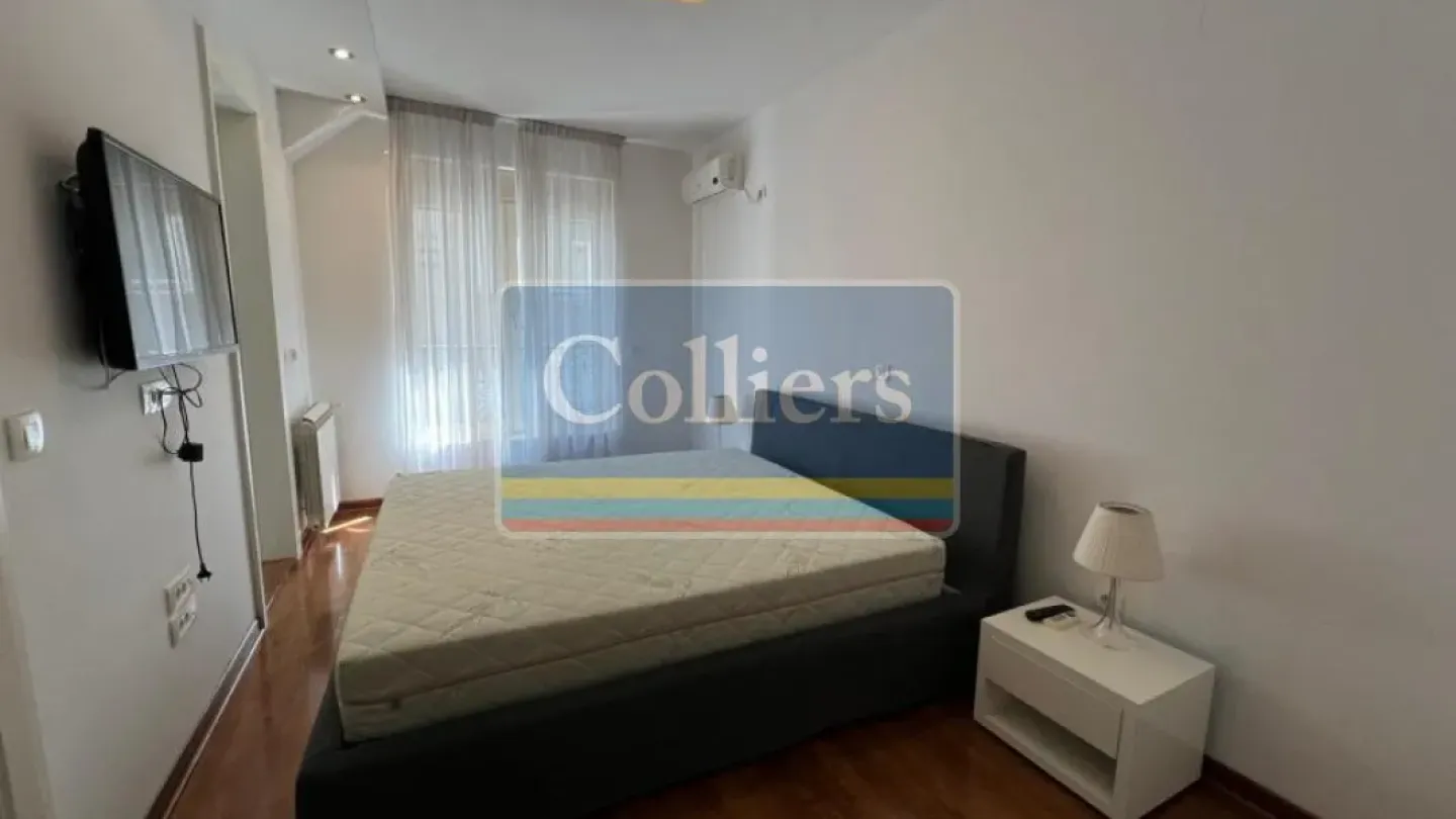 Spacious 4BR Apartment with Terrace - Vracar, Belgrade - Image 4
