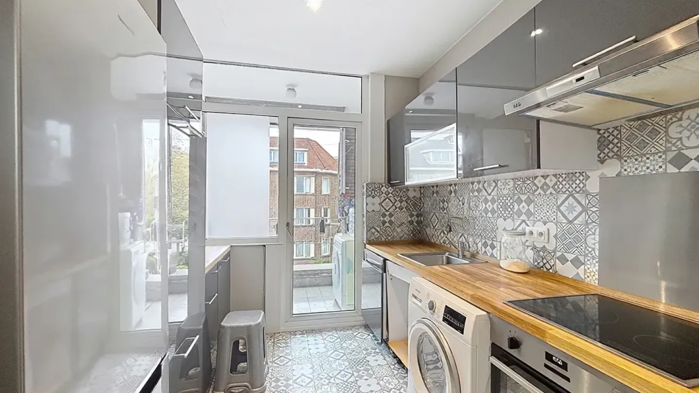Bright 2-Bed Apartment in Brussels - Ideal Location, Unfurnished - Image 3