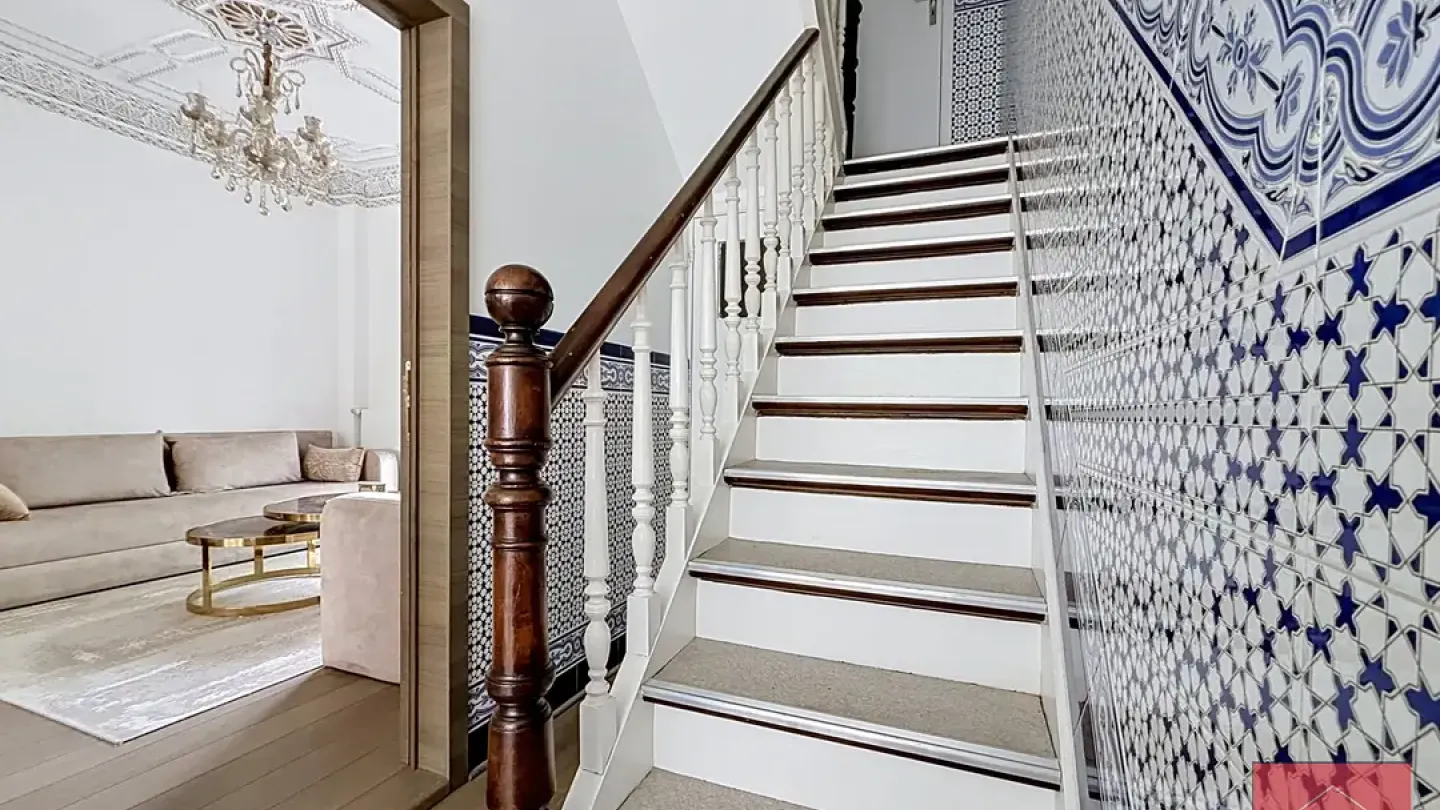 Charming Family Home in Jette: 4 Bedrooms, 2 Bathrooms - Image 4
