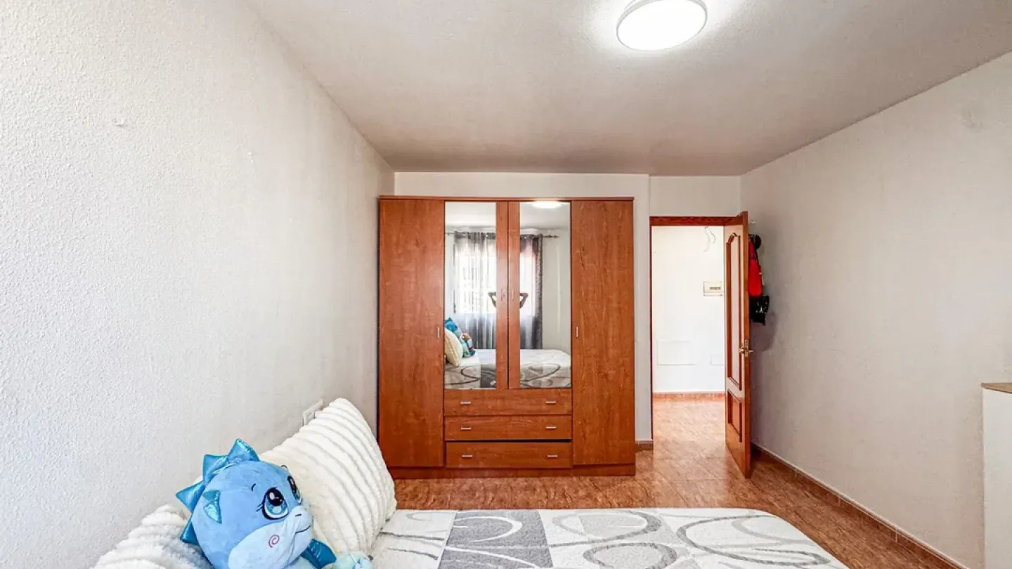 Apartment for sale in Roquetas de Mar - Image 2