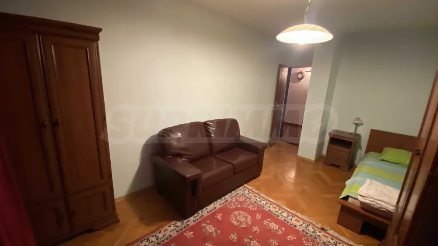 Spacious Apartment with River View - Vidin, Bulgaria (118m²) - Image 5