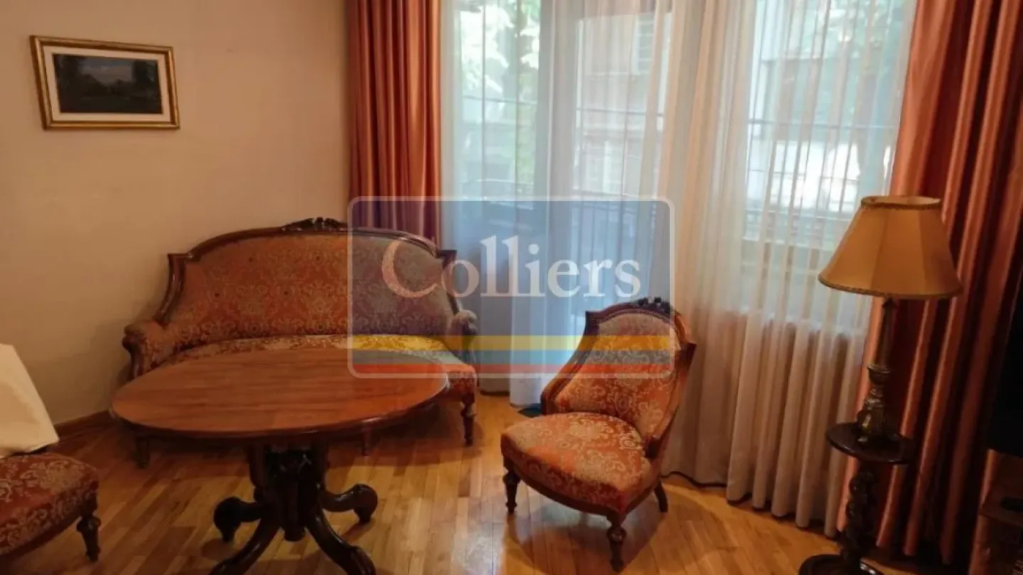 Spacious Belgrade Estate: 10 Bedrooms, Luxury Home for Sale - Image 4