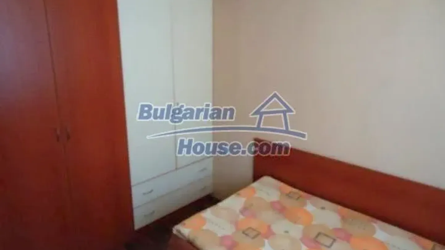 Stylish Bansko Apartment: Fully Furnished 2-Bedroom Residence for Sale - Image 2