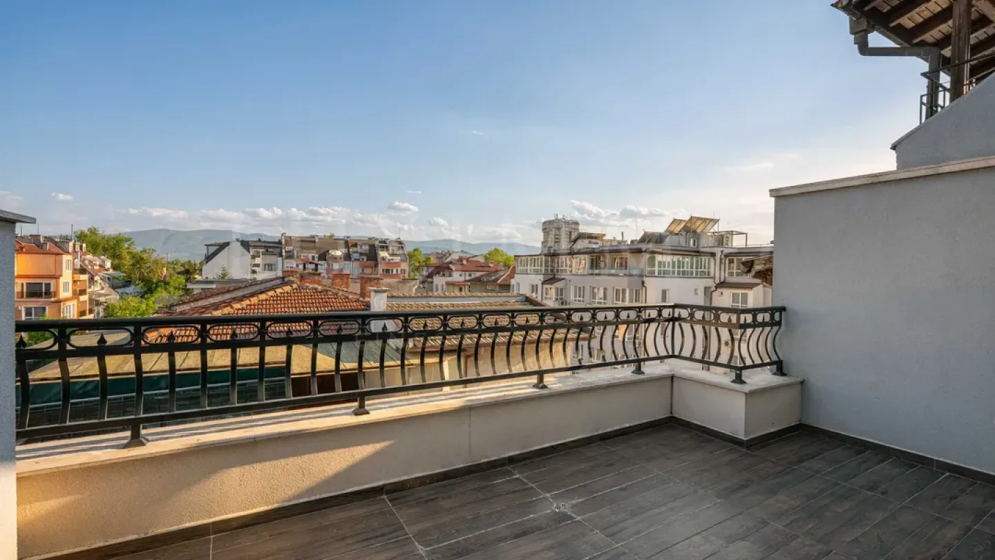Spacious Plovdiv Apartment with Mountain &amp; City Views - Image 4