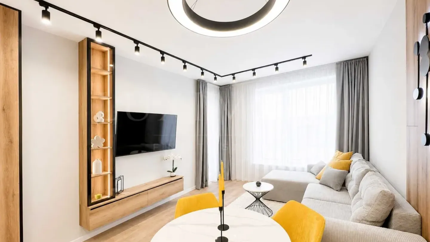 Stylish 67m² Fully Furnished Apartment in Karshiyaka, Plovdiv - Image 2