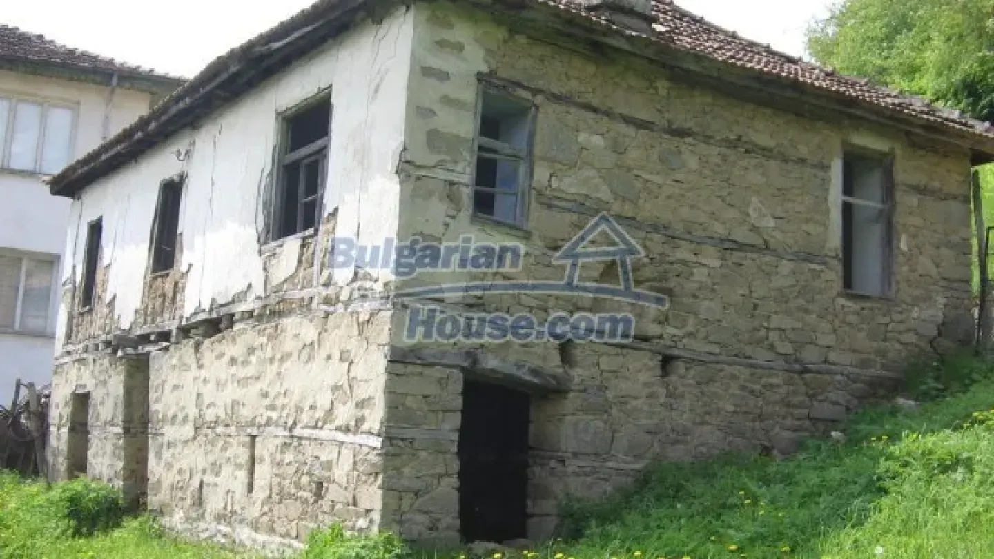 Spacious Two-Story House Near Pamporovo Spa Resort, Bulgaria - Image 5