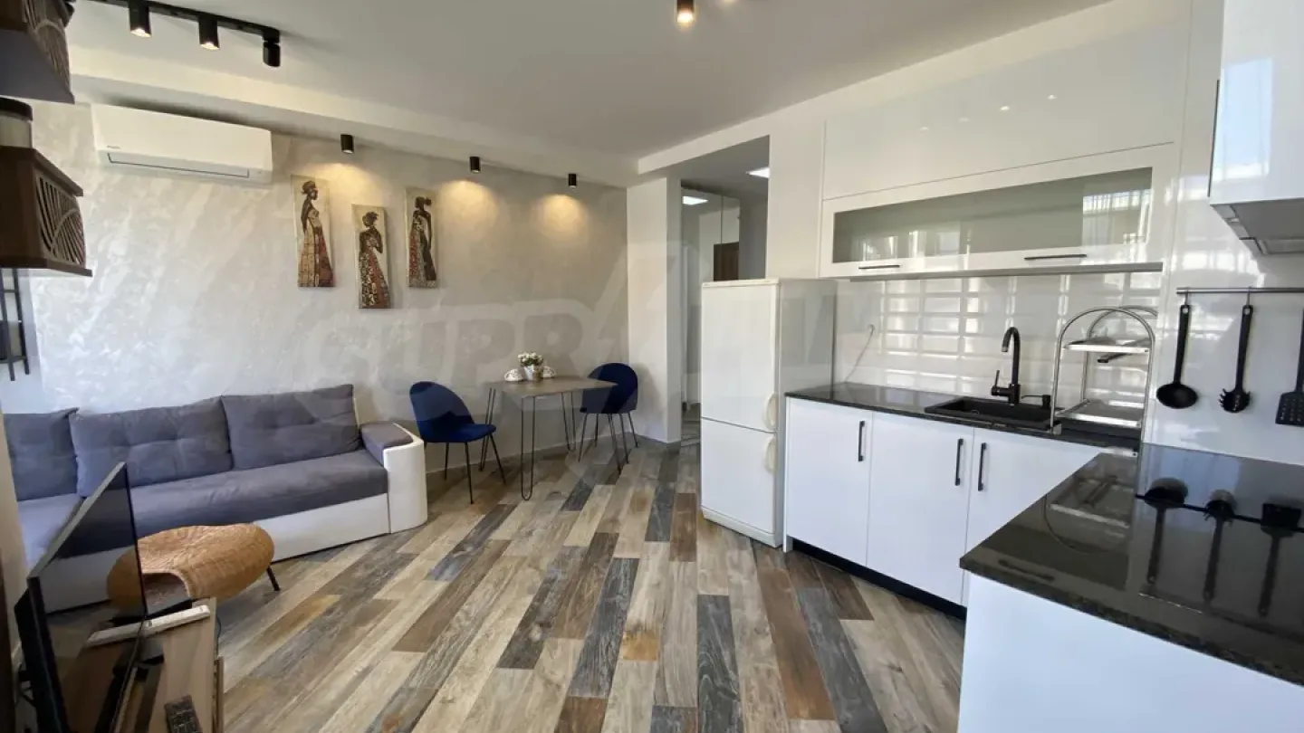 Stylish Two-Bedroom Apartment in 'Ostrmila' Complex - Image 4