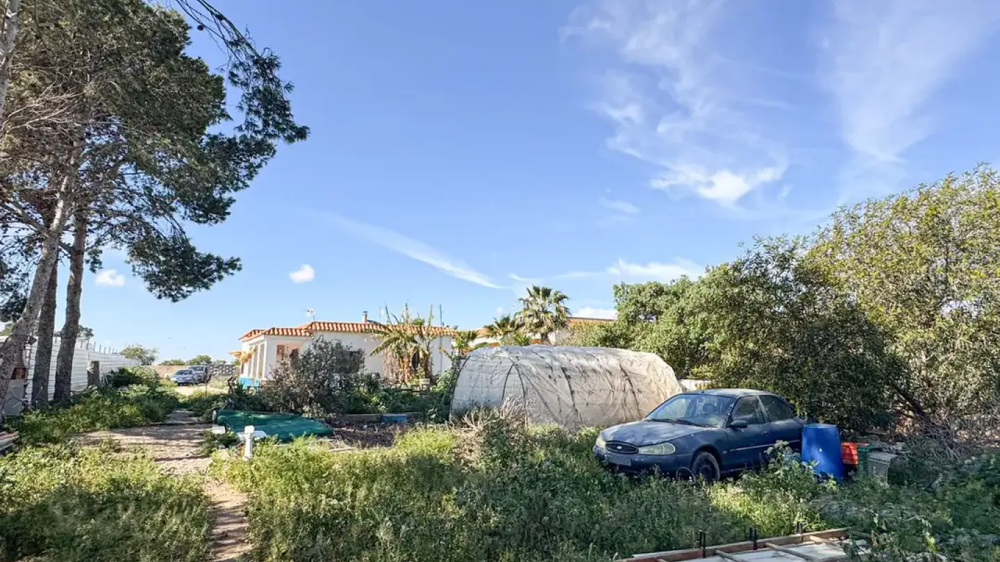 Spacious Cortijo with Pool & Garage in Níjar, Spain - Image 5