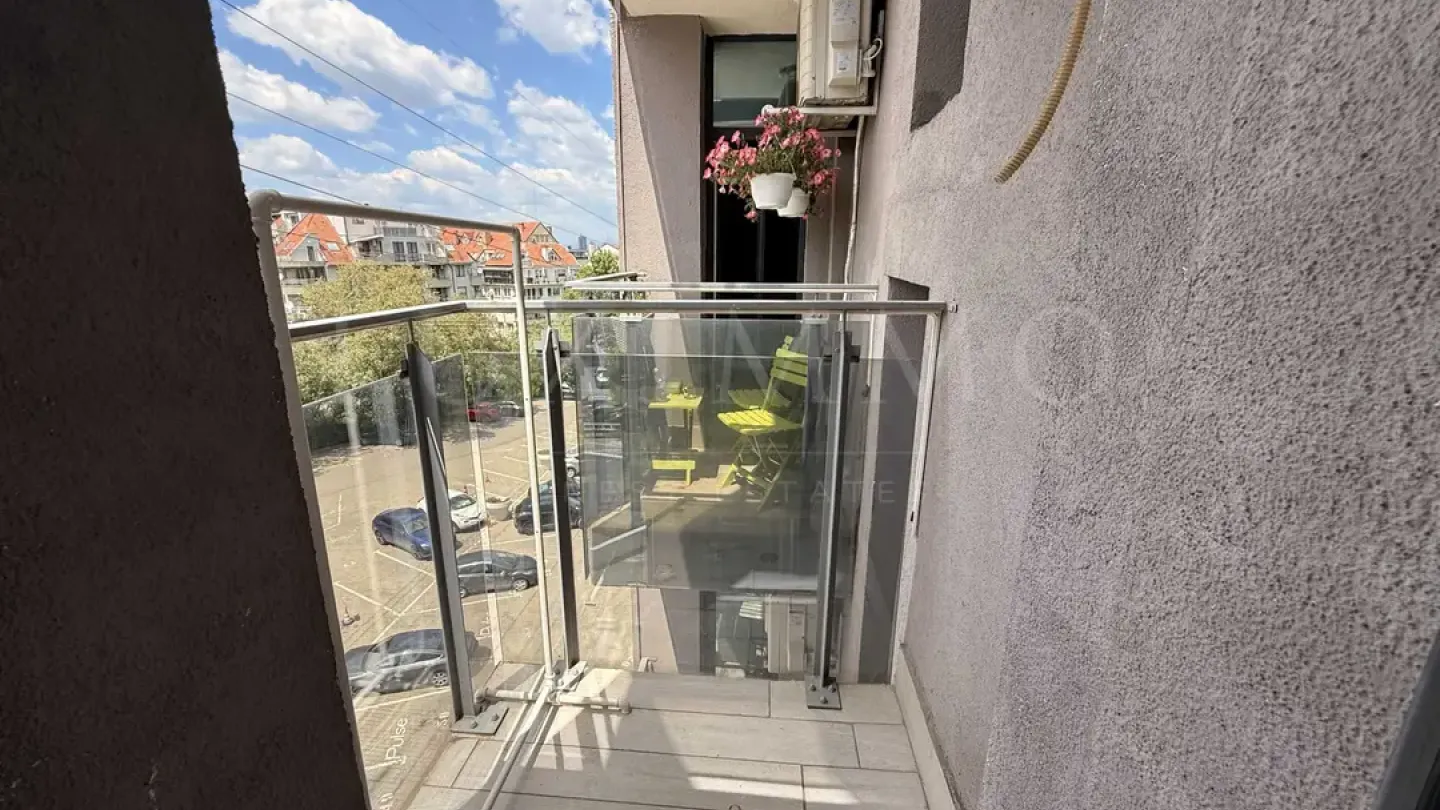 Stylish One-Bedroom Apartment in the Castle Complex, Sofia - Image 5