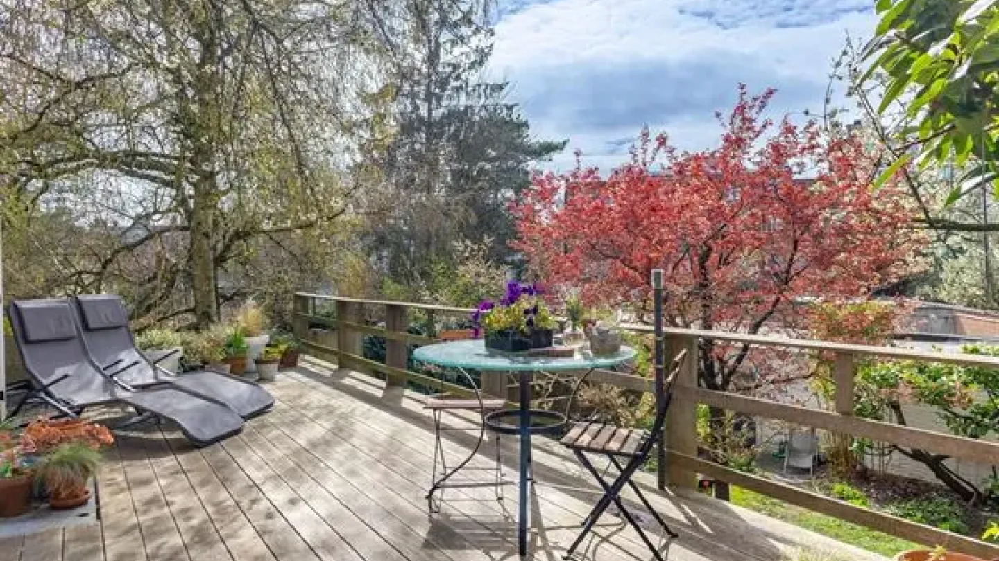 Charming Victorian House with Garden: Peace & Versatility in Ukkel - Image 3