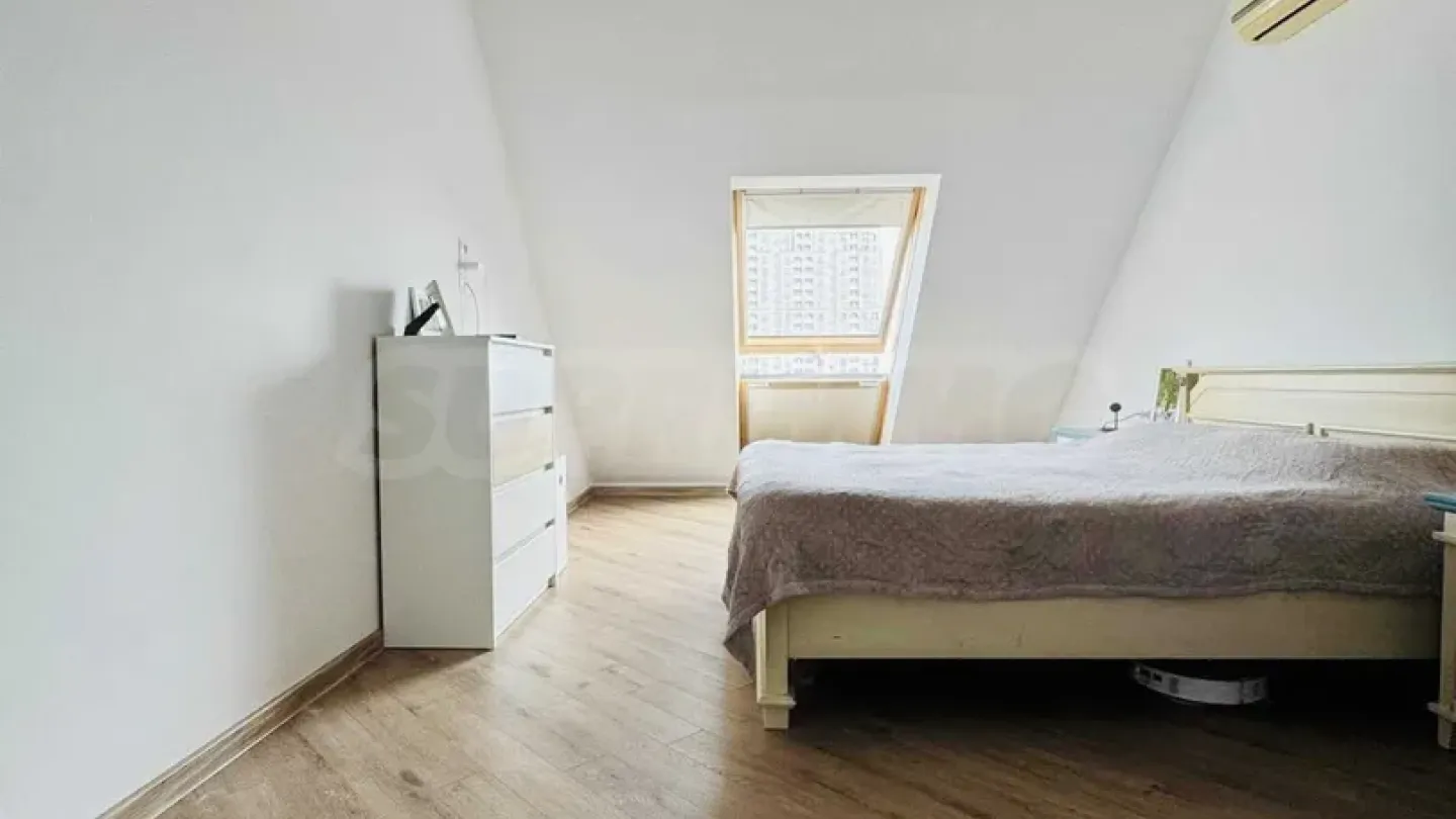 Spacious Sea &amp; City View Apartment in Burgas - Image 5