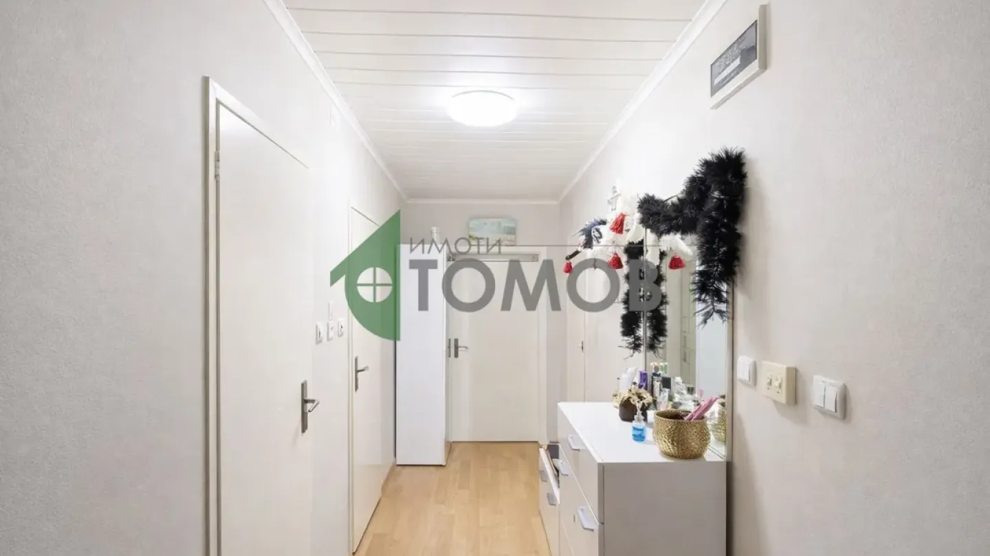Spacious 3-Bedroom Fully Furnished Apartment in Stara Zagora Center - Image 3