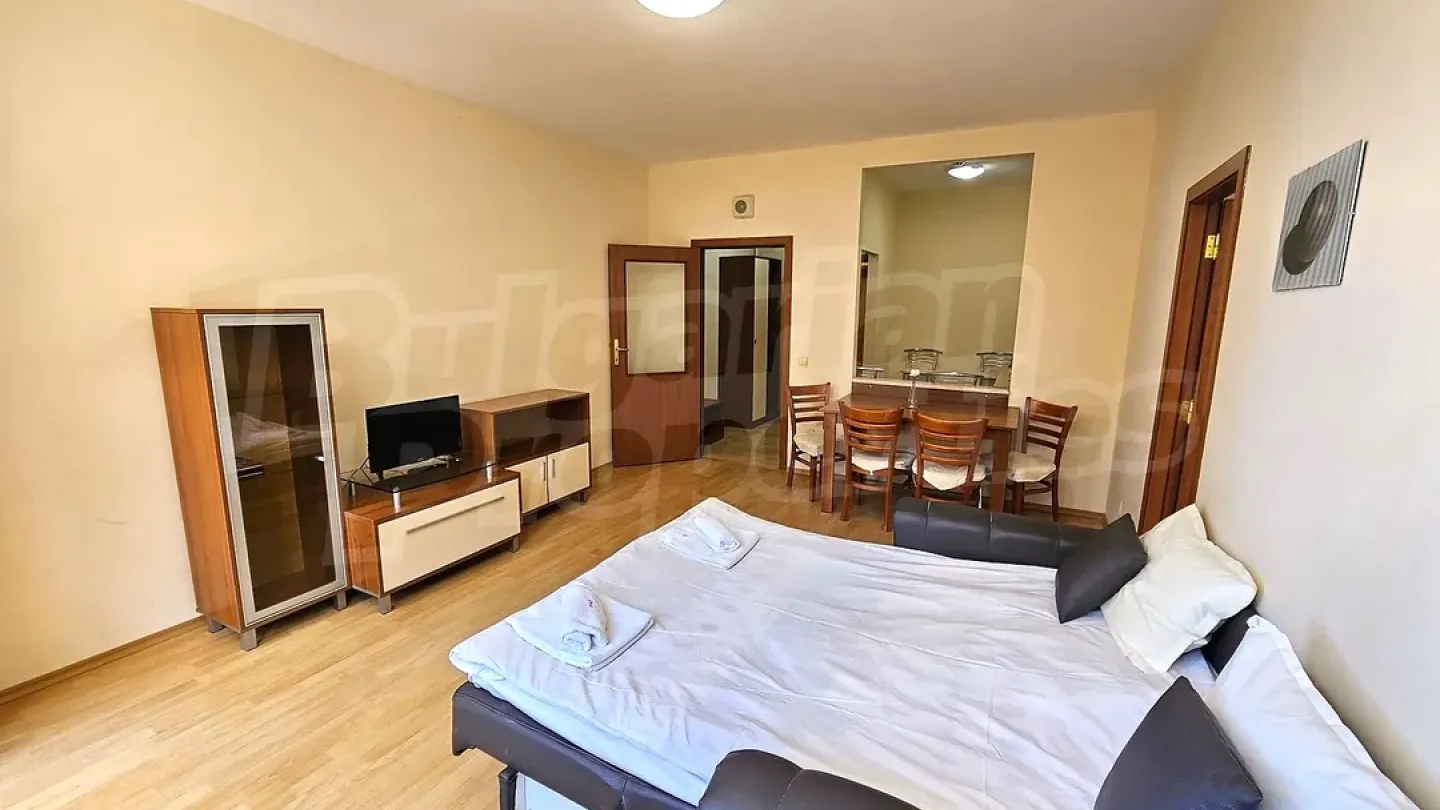 Stylish Apartment in Borovets Centre – Flora Complex Sale - Image 2