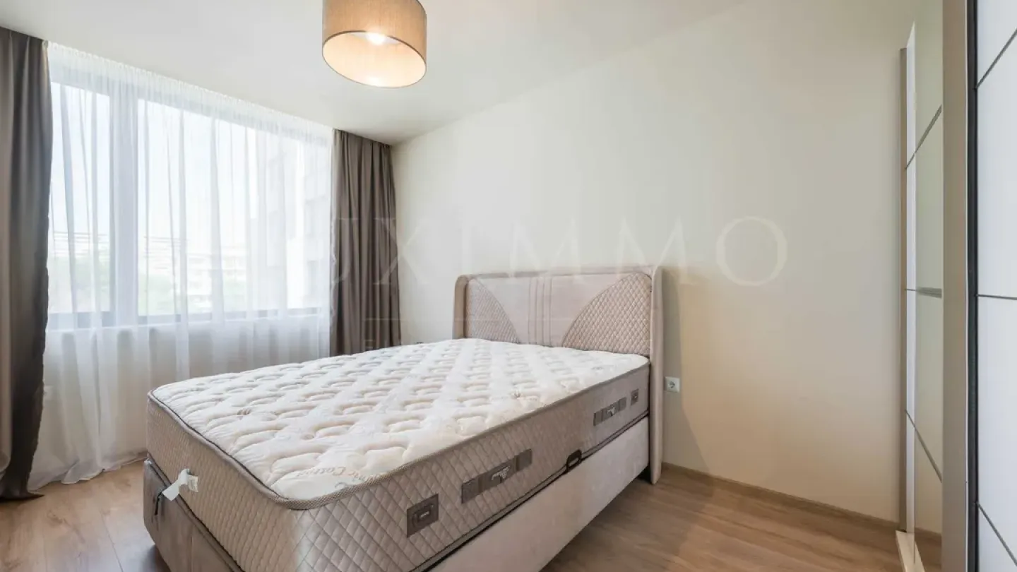 Sea View 2-Bedroom Apartment in Varna's Chaika - Image 2