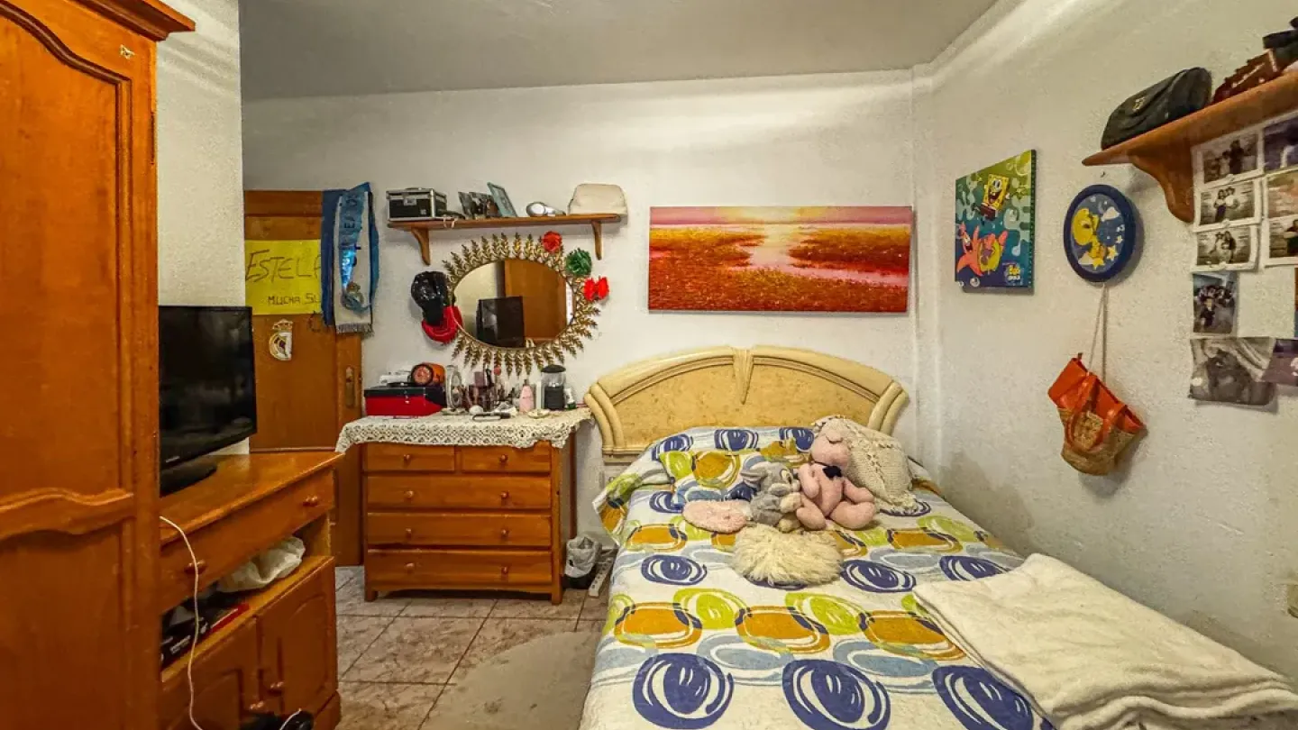 Spacious 3-Bedroom Duplex in Balerma, Near Park and Sports Pavilion - Image 2