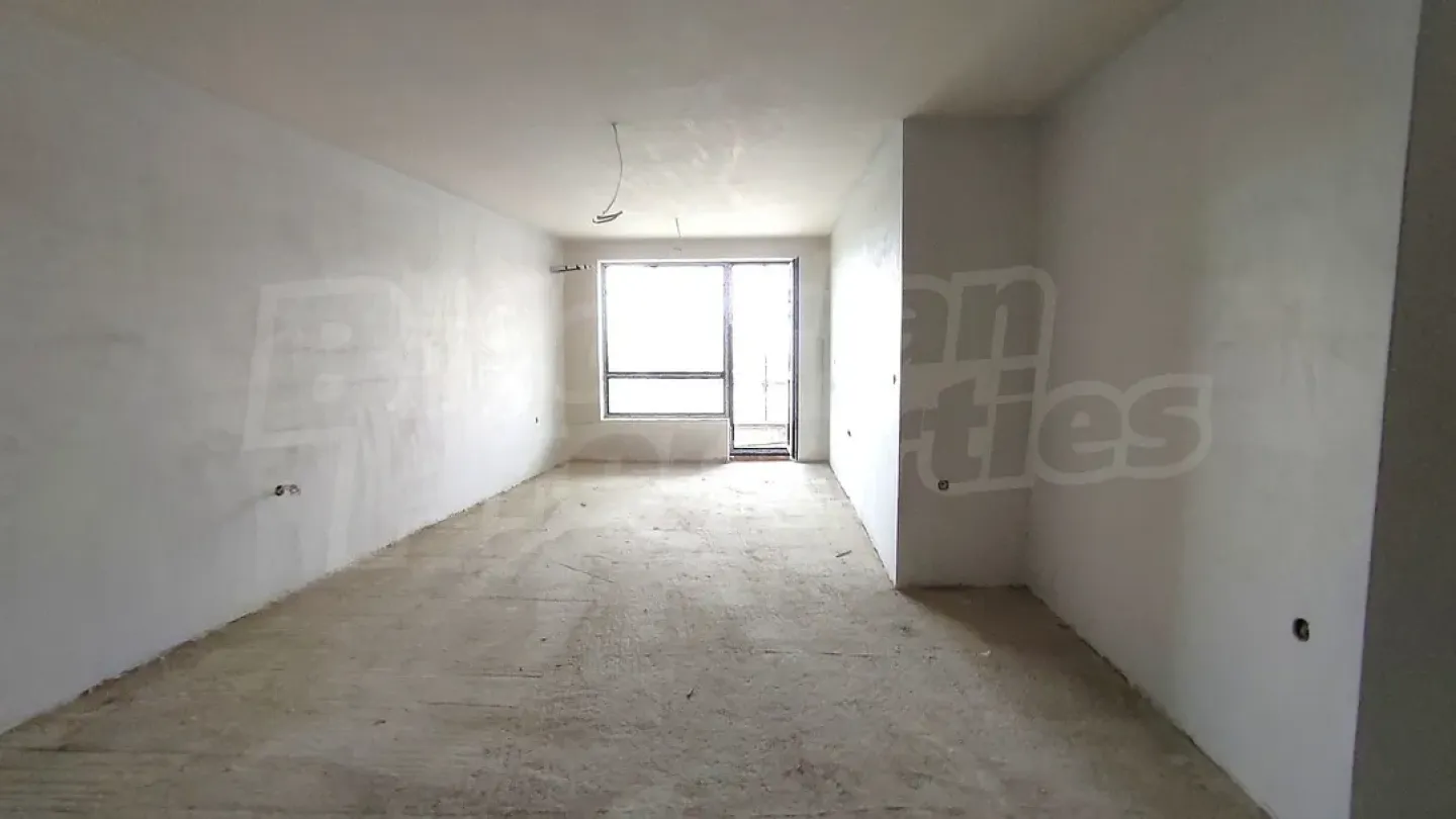 Spacious Two-Bedroom Apartment Near Artillery Park, Stara Zagora - Image 5