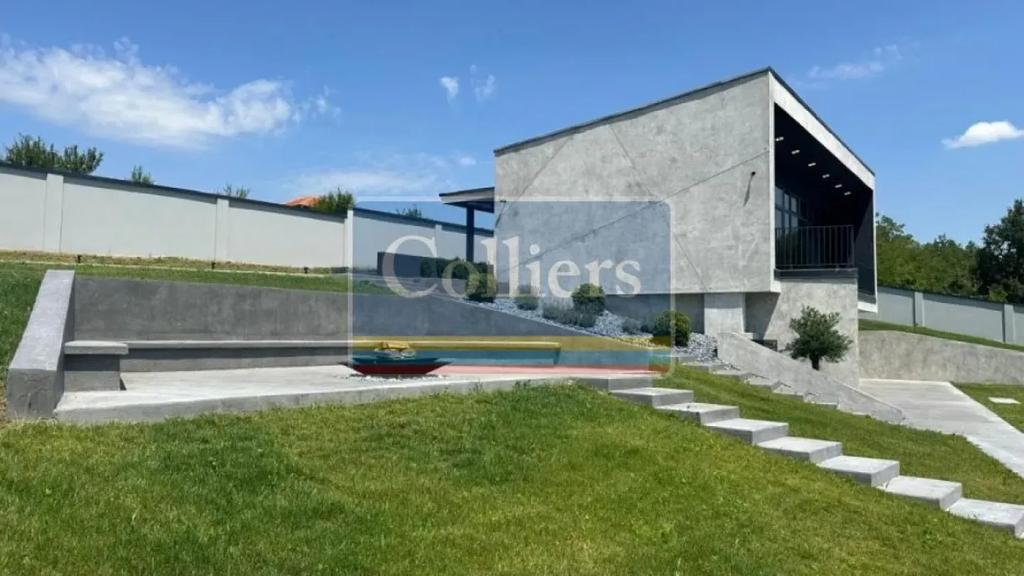 Spacious Modern House with Pool on Belgrade's Kosmaj - Image 5