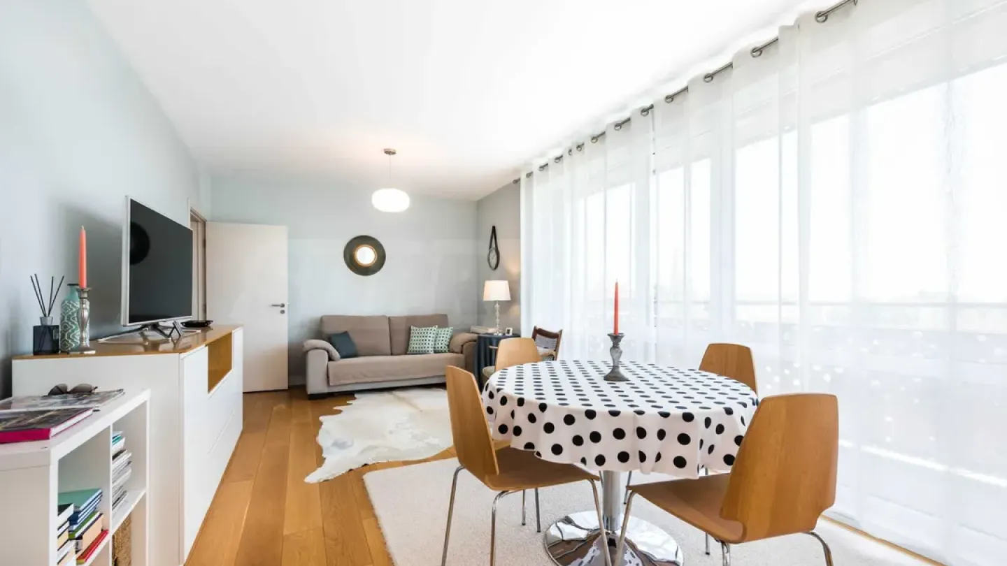 Sea View Apartment - Varna 'Briz' - 3 Beds - Image 2