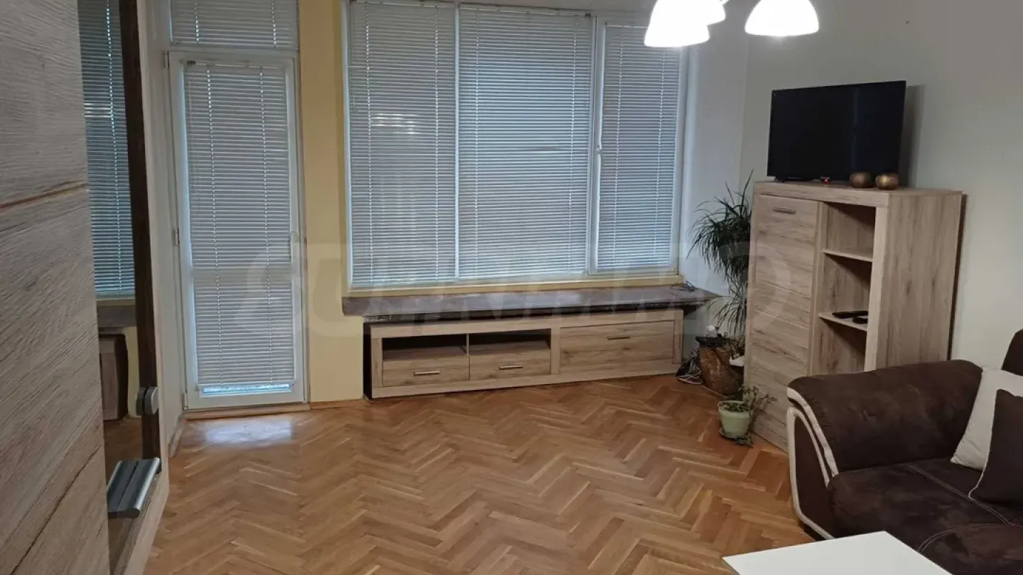 Spacious, Fully Furnished Apartment in Burgas City Center - Image 3