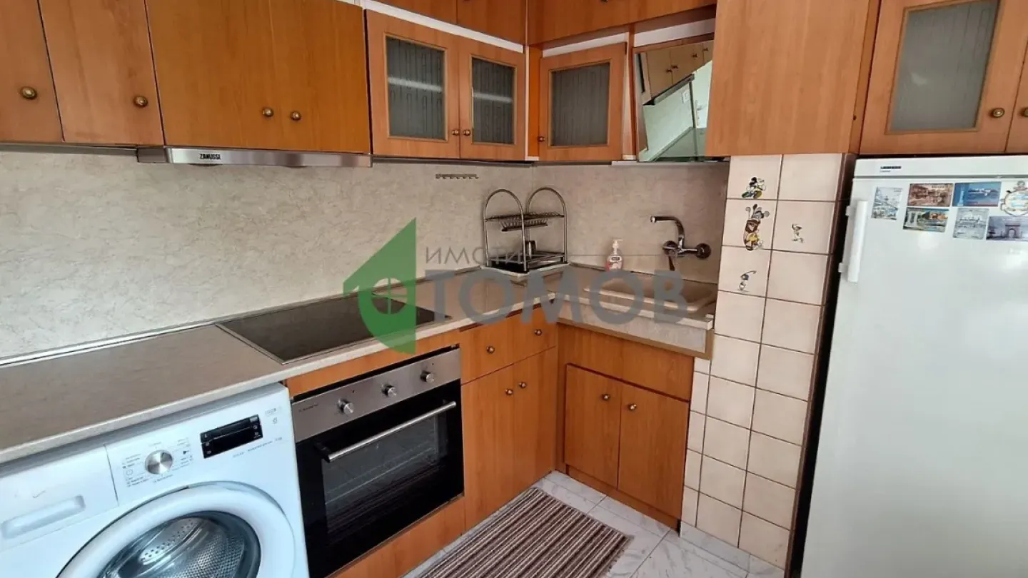 Fully Furnished 3-Bedroom Apartment Near Medical University - Stara Zagora - Image 4