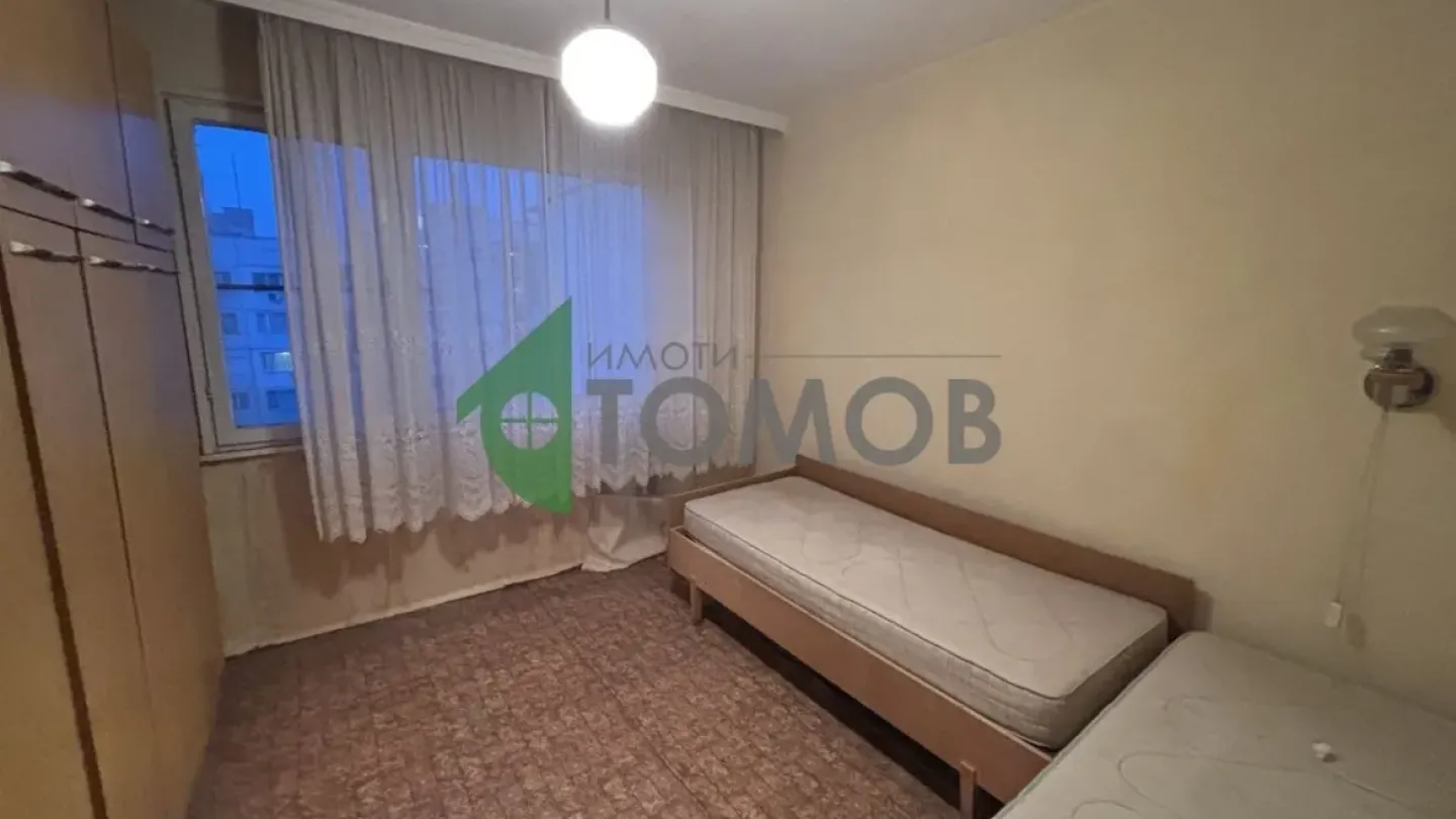 Spacious 2+1 Apartment in Stara Zagora – Great Location - Image 5
