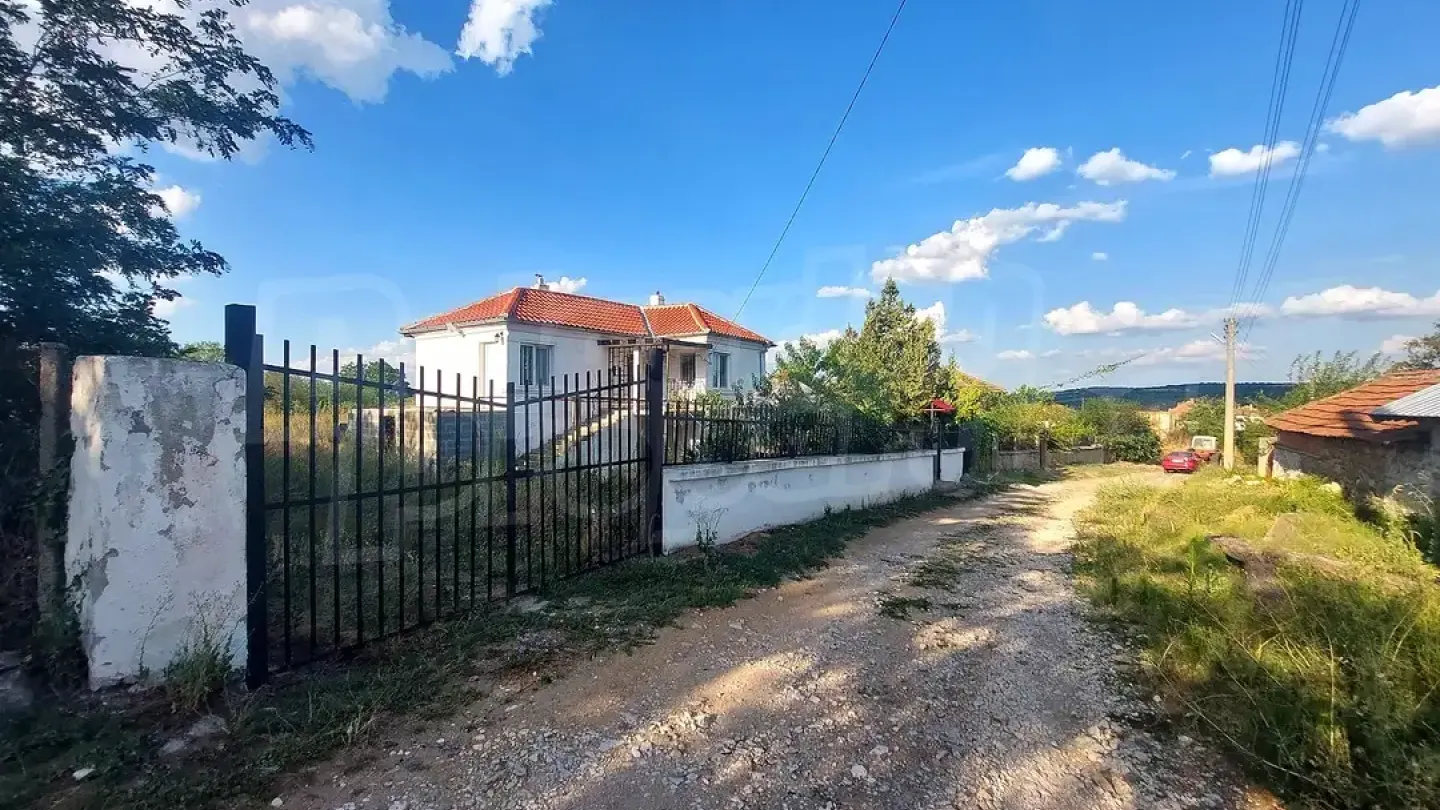 Renovated Village House with Yard – Lesovo, Bulgaria – 62m2 - Image 2