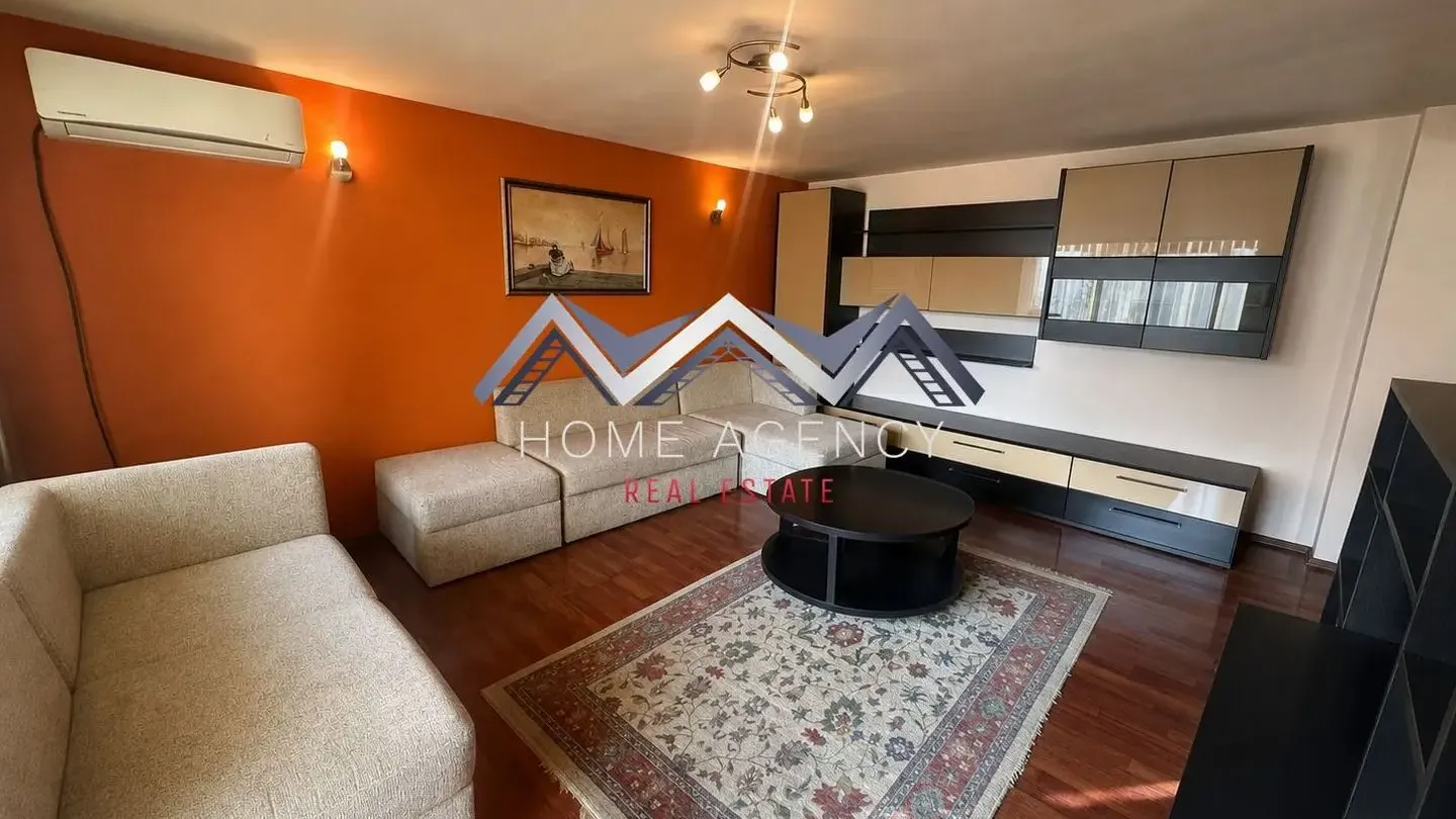 Spacious 4-Bedroom Apartment in Otopeni - Prime Central Location - Image 2