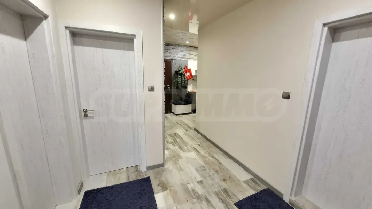 Spacious Fully Furnished Apartment in Varna's Levski Area - Image 3