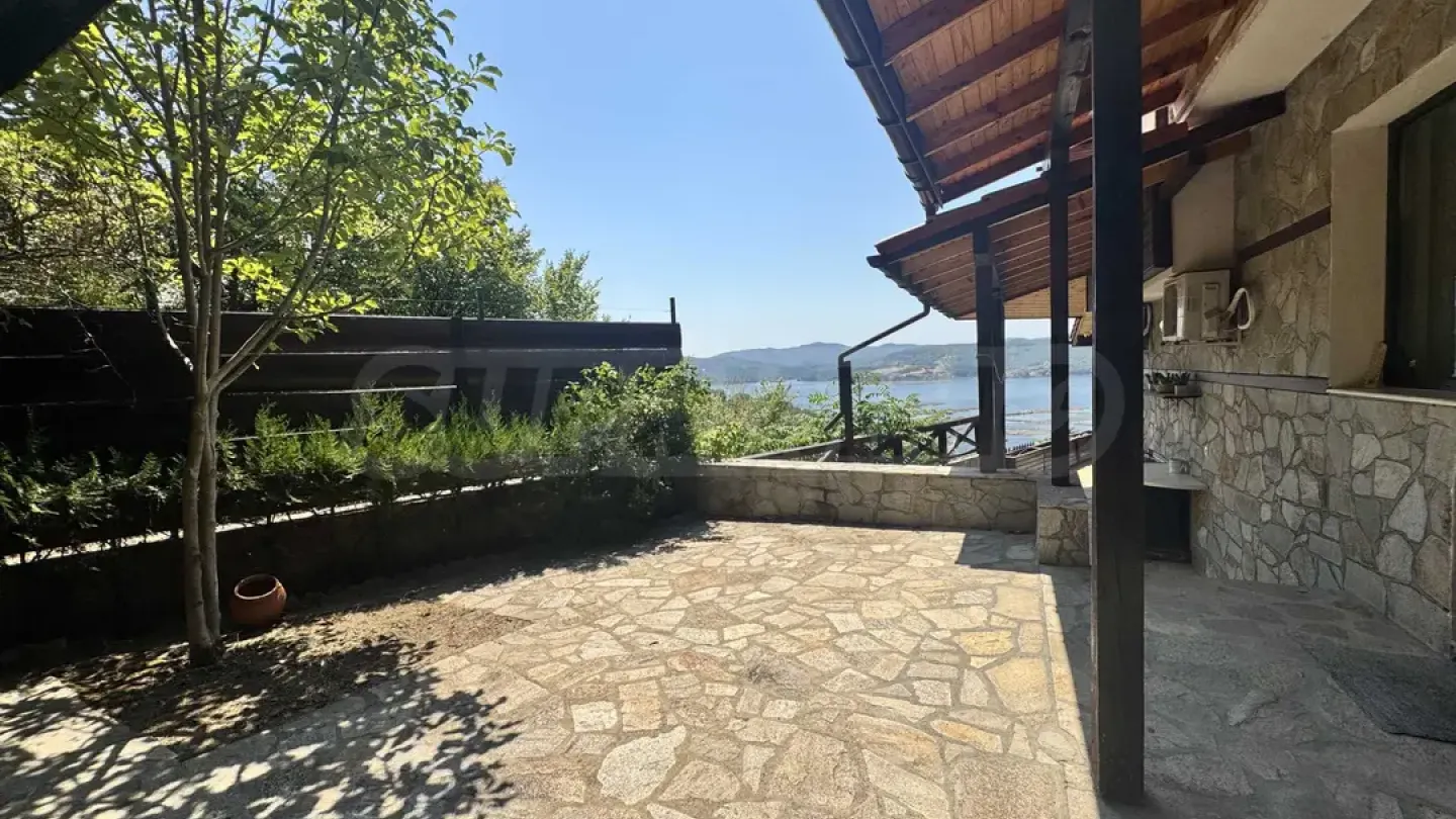 Panoramic Lakeside House - 6 Bedrooms, BG - Image 4