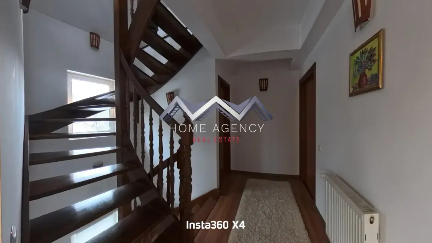 Spacious, Fully Furnished Villa with Stunning Mountain Views in Breaza - Image 2