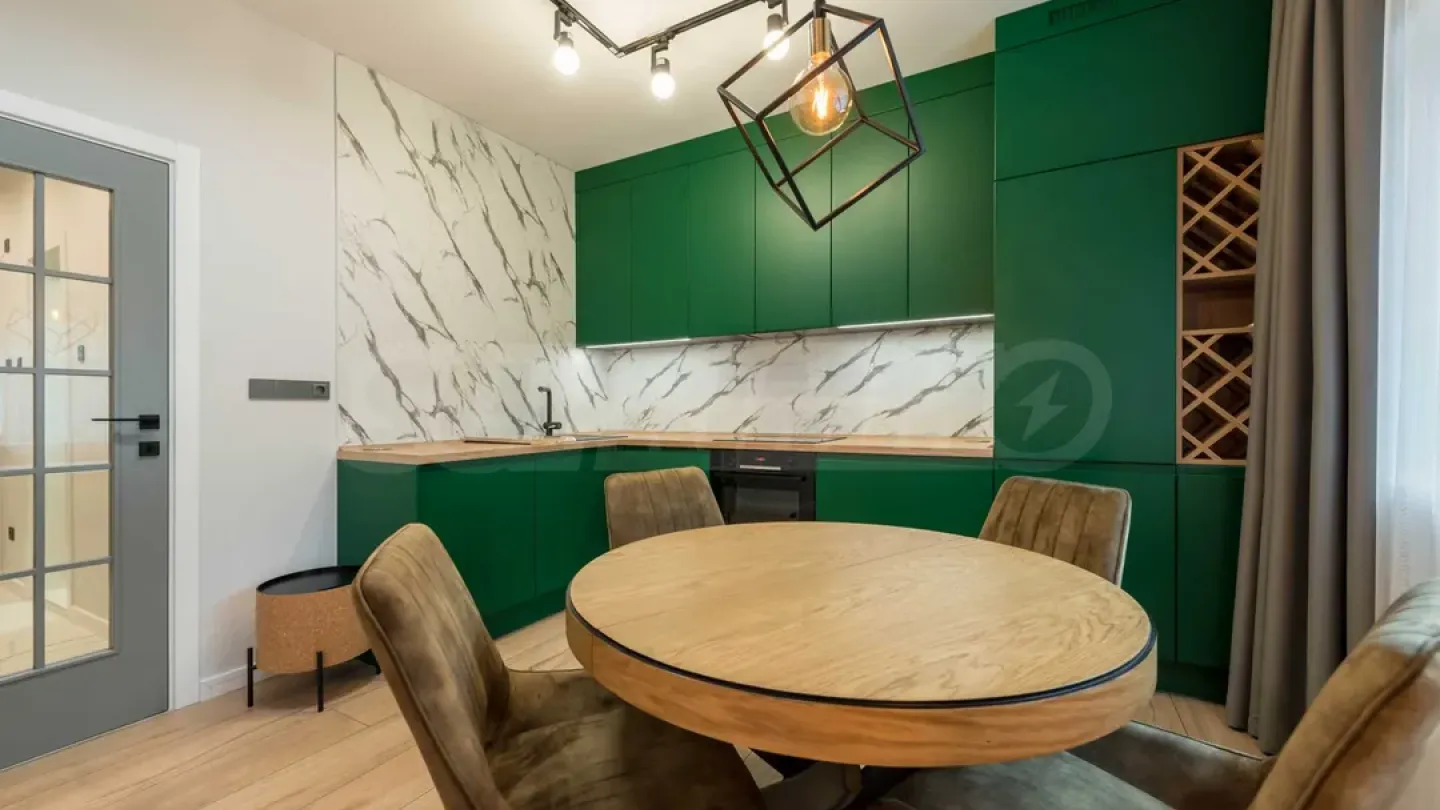 Modern 3BR Apartment - Varna Center - Image 5