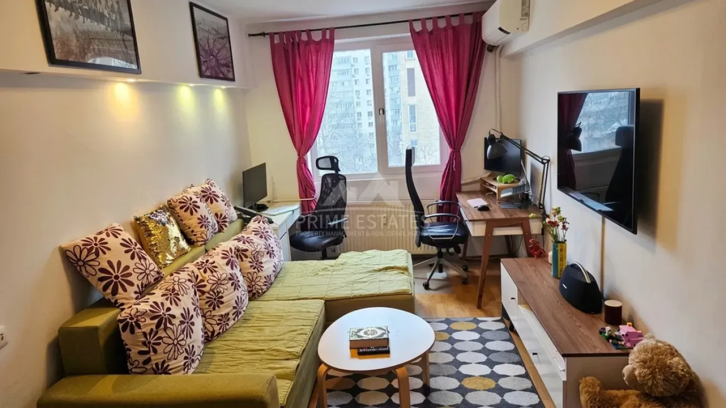 Spacious 3-Bedroom Apartment Near Tineretului Park, Bucharest - Image 2