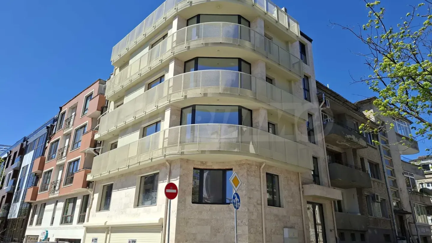 Bright Seaside Apartment in Varna – Fully Furnished Gem - Image 3