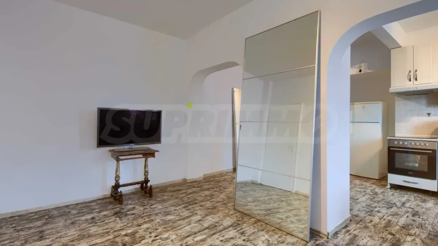 Stylish Sofia Apartment Near Slaview Park - Image 2