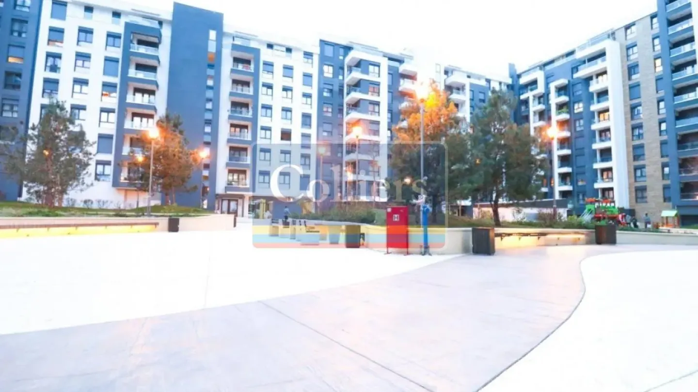 One-Bedroom Apartment in Belgrade with Parking and Pet-Friendly Option - Image 3