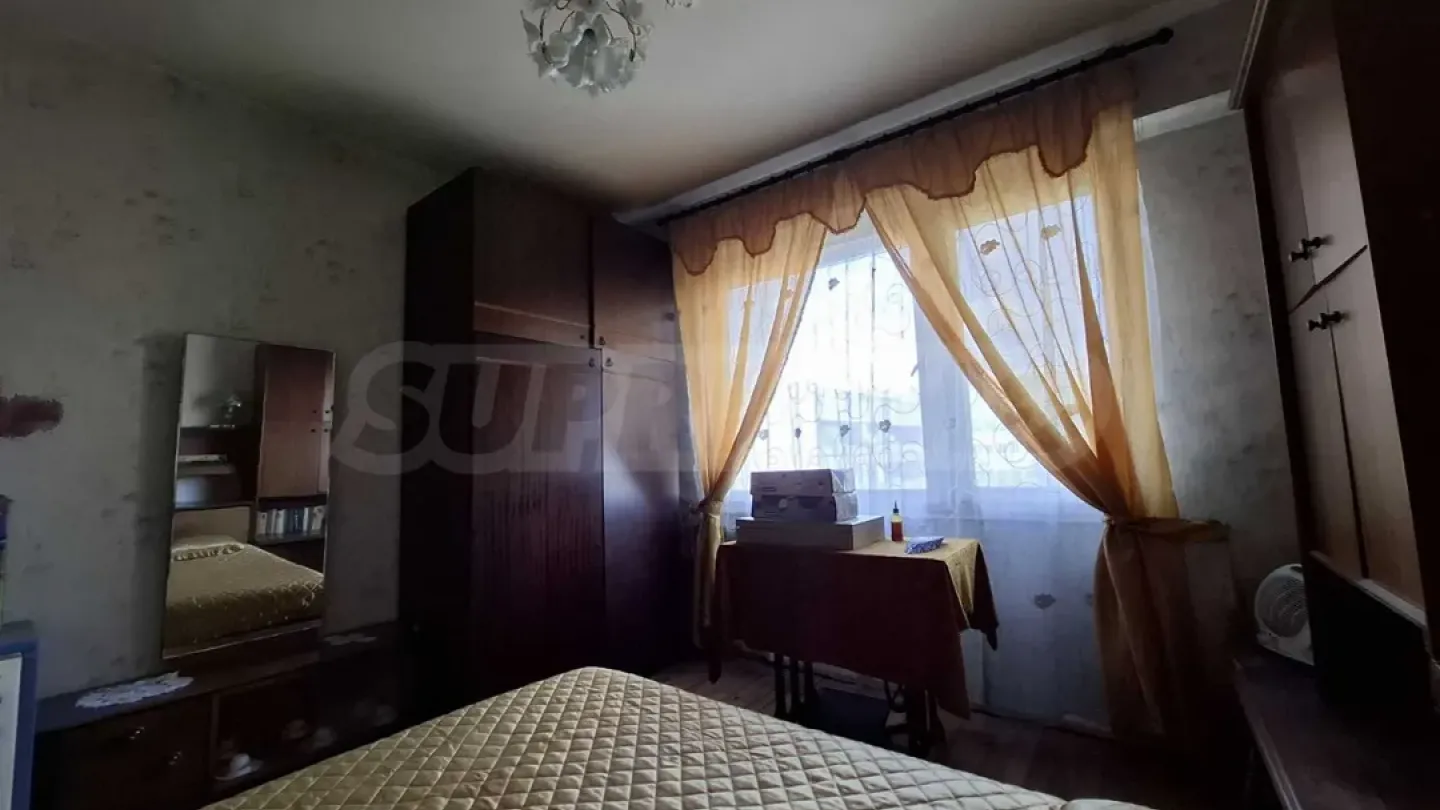 Spacious 2-Bedroom Apartment in Dragoman, Bulgaria - Image 3