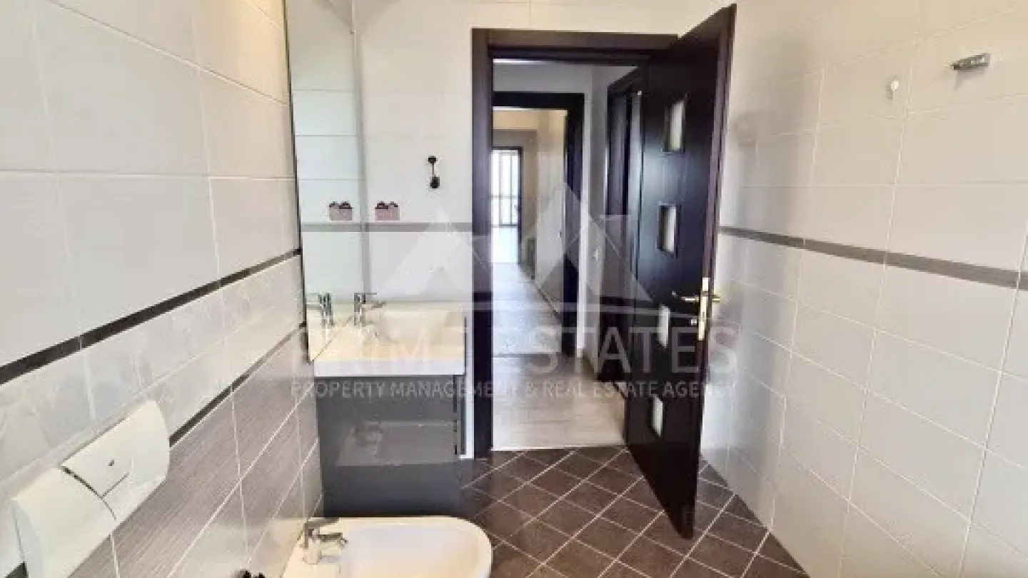 Spacious 3-Bedroom Apartment in Pipera with Forest Views - Image 4