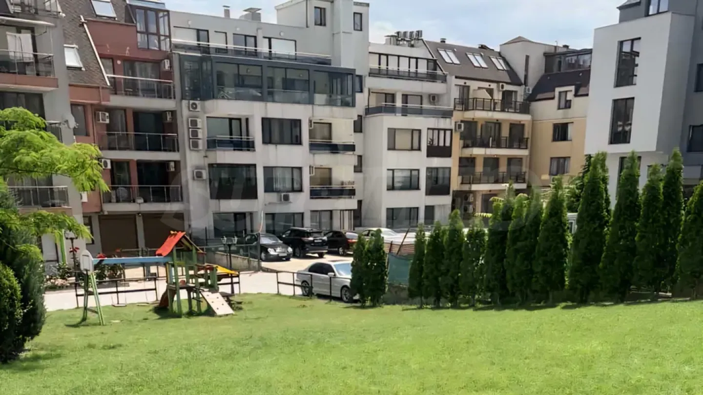 Spacious, Fully Furnished Apartment in Varna's "Briz" Area - Image 1