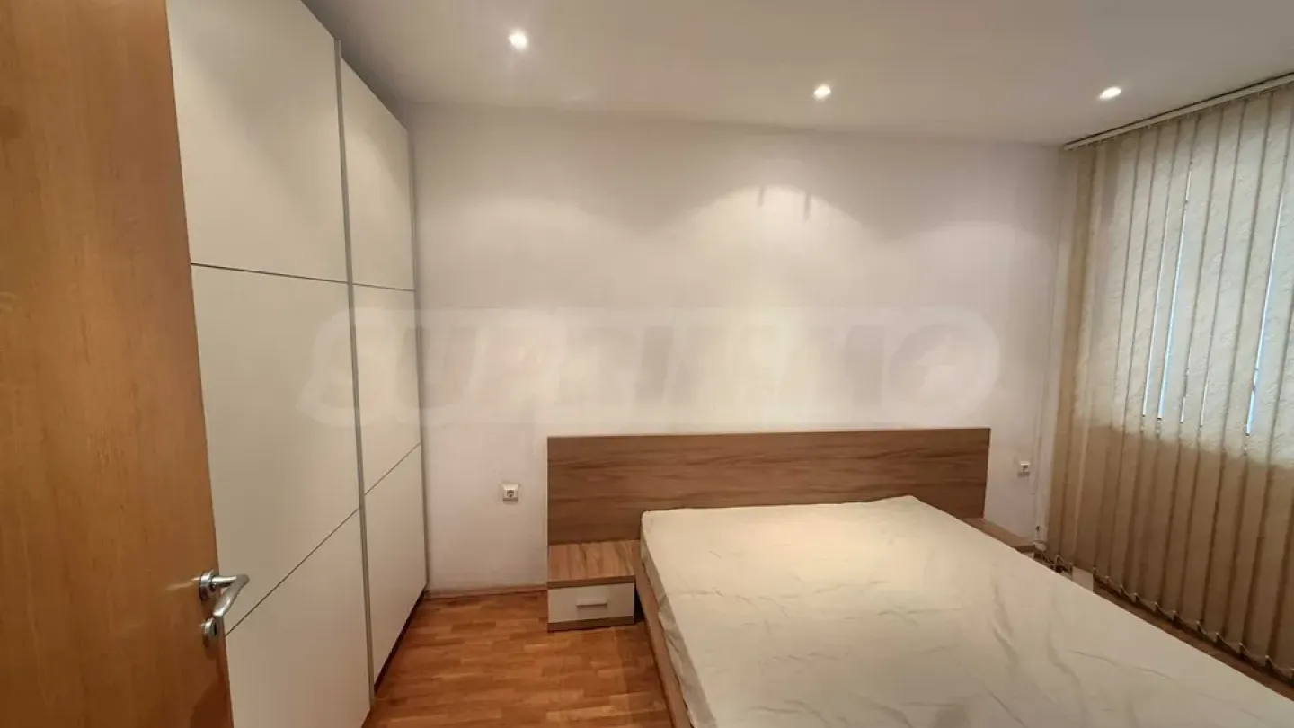 Spacious 3-Bedroom Apartment in New Varna Building - Image 3