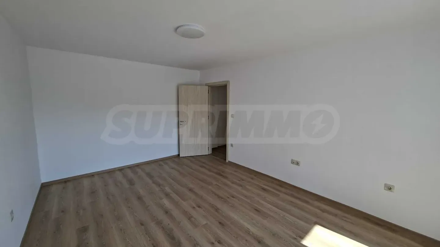 Spacious Apartment in Mladost 1, Varna - New Renovation - Image 5