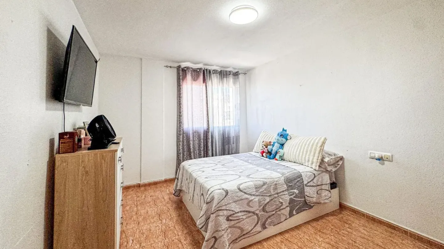 Apartment for sale in Roquetas de Mar - Image 3
