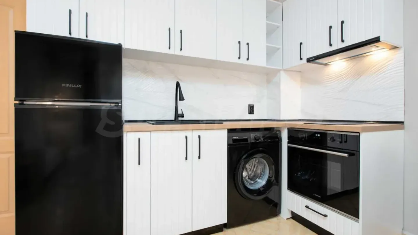 Modern apartment in Sunny Beach's heart. - Image 2