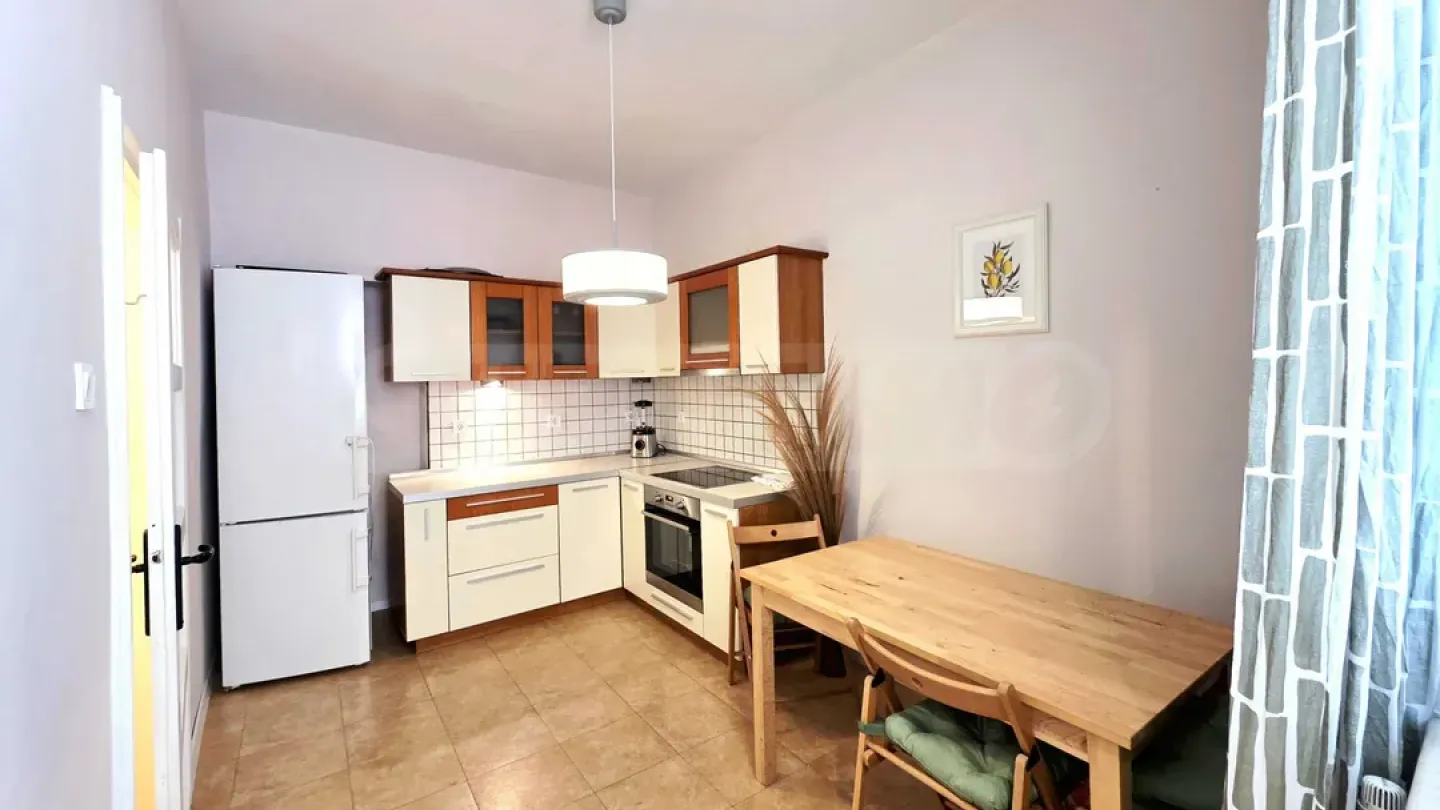 Stylish Sofia Apartment in Central Location - Fully Furnished - Image 3